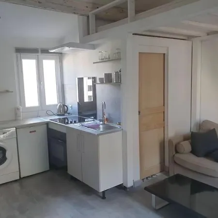 Apartment Chartreux